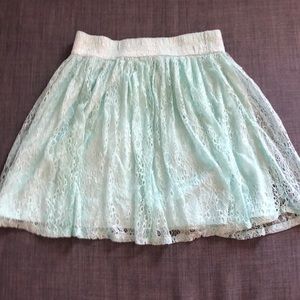 GENTLY USED flowy mint green skirt Xs